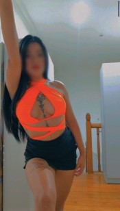 SOFIA SENSUAL MASSATGISTA ESPECIALITZADA A LA TÈCN