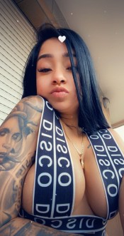 CANARIA JOVEN Y DESCOMPLICADA