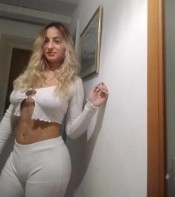 CANDELA EDUCADA Y DISCRETA