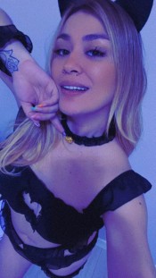 CAMILA.....COLOMBIANA....GUAPITA FOLLAR RICO!!