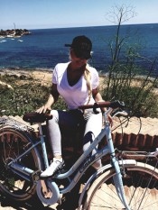 CLOE MEXICANA EXPLOSIVA DE VUELTA POR CASTRO