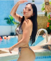 EXPERTA EN GARGANTA PROFUNDA, TODA UNA BOMBA