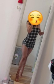 JOVENCITA CON GANAS DE EXPERIMENTAR