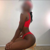 PUTITA SEXI CACHONDA LE ENCANTA LA POLLA