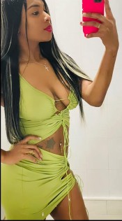 SESUAL MORENA LATINA