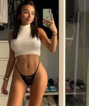 UNIVERSITARIA EN APUROS