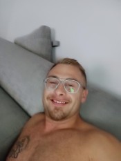 SE ALQUILA HABITACION !!!!