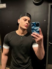 DANIEL EL LATINO HOT