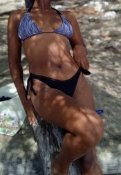 2 MULATAS DELGADAS RICAS CARIñOSAS