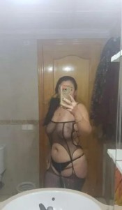 LATINA MADURA MUY PUTA