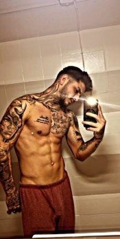 MASCULINO Y DOTADO PARA QUE DISFRUTEMOS A TOPE