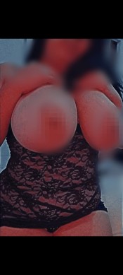 AMANDA JOVEN Y APASIONADA