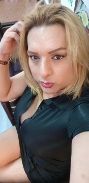 TRANS DAYANA BESITOS CON LENGUA FOLLAME ATOPE