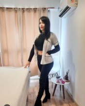 ALEXA MASAJISTA LATINA