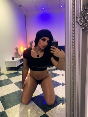 ¡MOMENTO PLACENTERO CON TU CHICA TRANS!