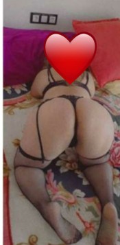 LA RUBIA COMPLACIENTE