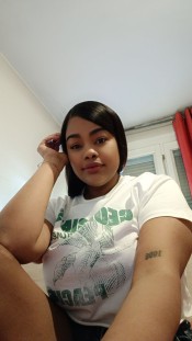 MUJER DULCE CON ENCANTO Y MUY RISUEñA