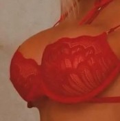 TODA UNA DIOSA ESQUIRTHG 24H