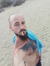 FIESTERO COMPLACIENTE  PLAYA INGLES