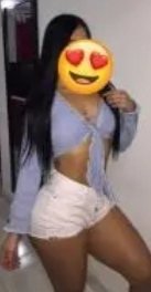 MORENA DOMINANTE EN ARNéS: LISTA PARA JUGAR