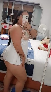 COLOMBIANA 20 AÑOS SUPER CARIÑOSA Y COMPLACIENTE