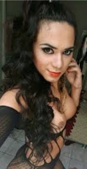 20 EUR ORAL NATURAL Y BESO NEGRO TRAVéSTY WAPA