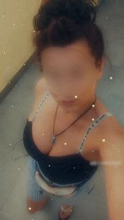 CHLOE 45 AñOS NUEVA AQUÍ, SENSUAL Y JUGUETONA
