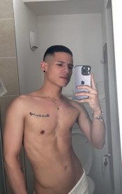 SEXY LATINO COLOMBIANO POLLON DISCRETO XL
