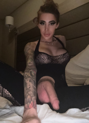JOVEN TRANS ESPAñOLA SOLO SALIDAS ESTOY X LEGANéS