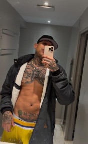 LATINA ,CACHONDA ,MAJA Y FIESTA A TOPE TRANS VERSáTIL