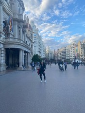 DELGADA CARIÑOSA CACHONDA