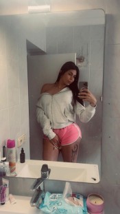 BELLíSIMA Y FEMENINA SHEMALE