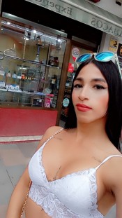 POLLONA GUARRA CON 19CM Y MUY LECHERA X 90