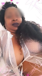 NOVEDA EN SEVILLA  SONA DOS HERMANAS MADURITA CHICHITO UMEDITO