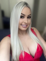 ANITA, PRECIOSA JOVEN POR ALMANSA