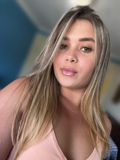 KAREN BRASILEñA JOVENCITA RUBIA GUAPíSIMA