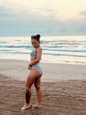 FERNANDA, UN CUERPO NATURAL Y DE INFARTO!
