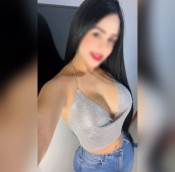 TETONA LA MEJOR MAMANDO POLLAS
