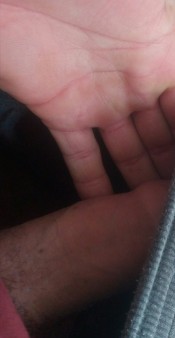 HOMBRE EDUCADO, BIEN DOTADO, SUPERCOMPLACIENTE