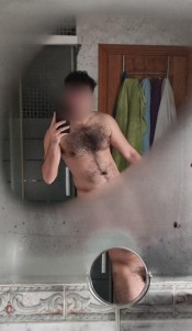 LATINO DE VISITA POR TIEMPO LIMITADO XL CACHONDO Y FIESTERO