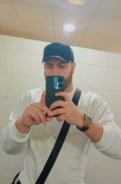 LATINO DE VISITA POR TIEMPO LIMITADO XL CACHONDO Y FIESTERO