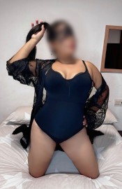 CELESTE GOLOSA Y MUY ARDIENTE