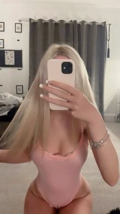 RUBITA BESUCONA, SOLO SALIDAS AMOR