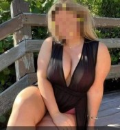 LORENA 46 AñOS, COMPLACIENTE Y MUY JUGUETONA...