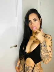 SUSURROS DE FUEGO , DONDE LA TENTACIóN TIENE CLASE