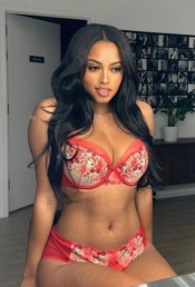 MODELO COLOMBIANA SUPER NOVEDAD