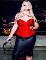 ERIKA RUBIAZA AMA DOMINATRIX FIESTERA.