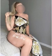 RUBIA PRECIOSA ALTA ELEGANTE