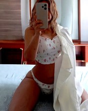 DISCRETA MADURA  DE.  48 AÑITOS  PRUEBA EL PERSERVATIVO  FEMENINO