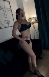 PRIMERA VEZ EN TU CIUDAD CAMILA BELLA CACHONDA